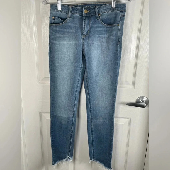 Articles Of Society Fringe Bottom Jeans Size 26 - Picture 5 of 10